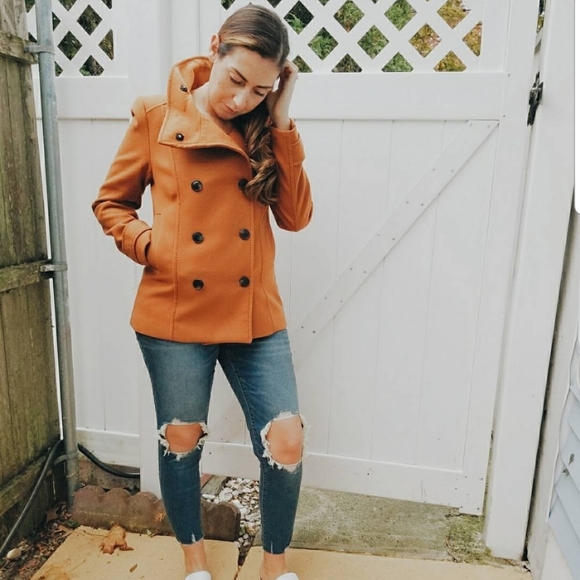 H&M Jackets & Blazers - Brown pea coat